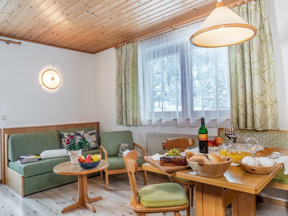 Appartement Haus Marianne à Sankt Jakob in Defereggen Extérieur photo